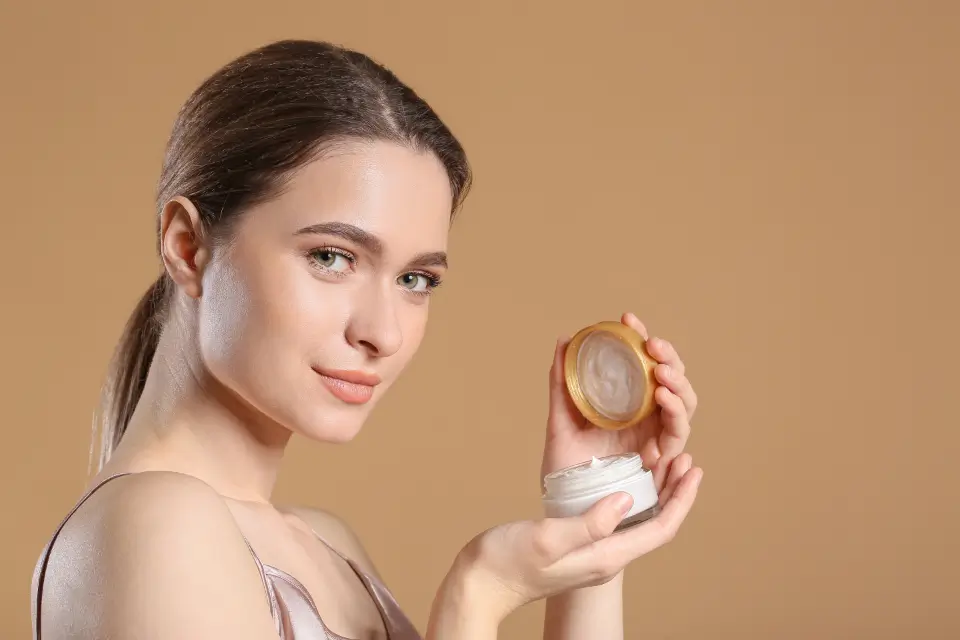 Does Rejuvenating Cream Lighten Skin